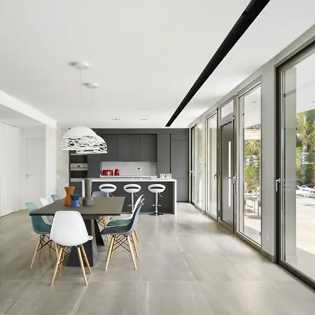 Ardiaca By Interhome