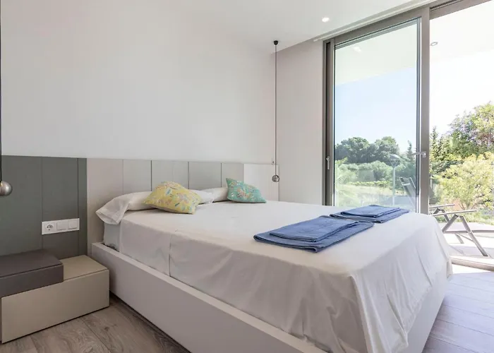 Ardiaca By Interhome